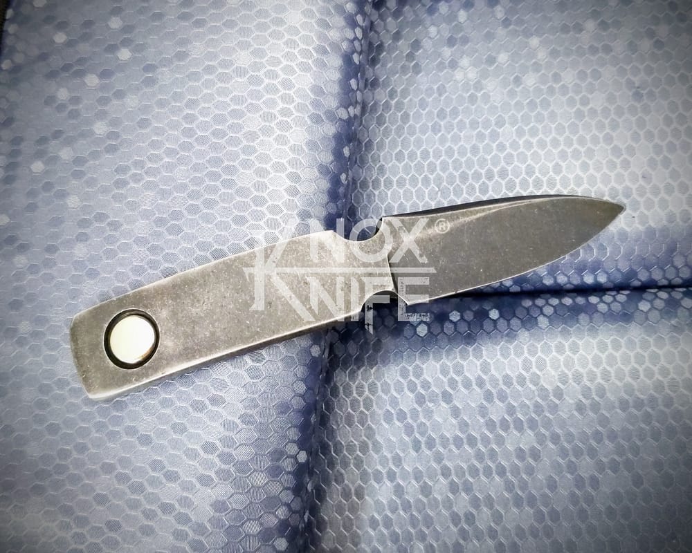 Slim Stonewashed "Gentleman" Belt Buckle Knife & Belt - Custom Knox Knife