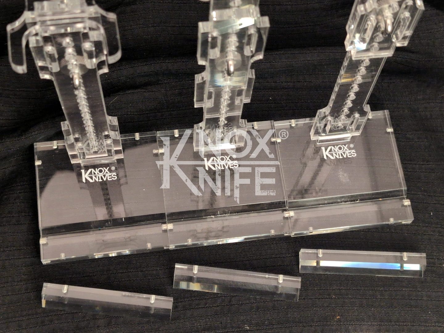 Al Mar Smatchet Universal Linkable Knife Display Stand by Knox Knives - Image 6