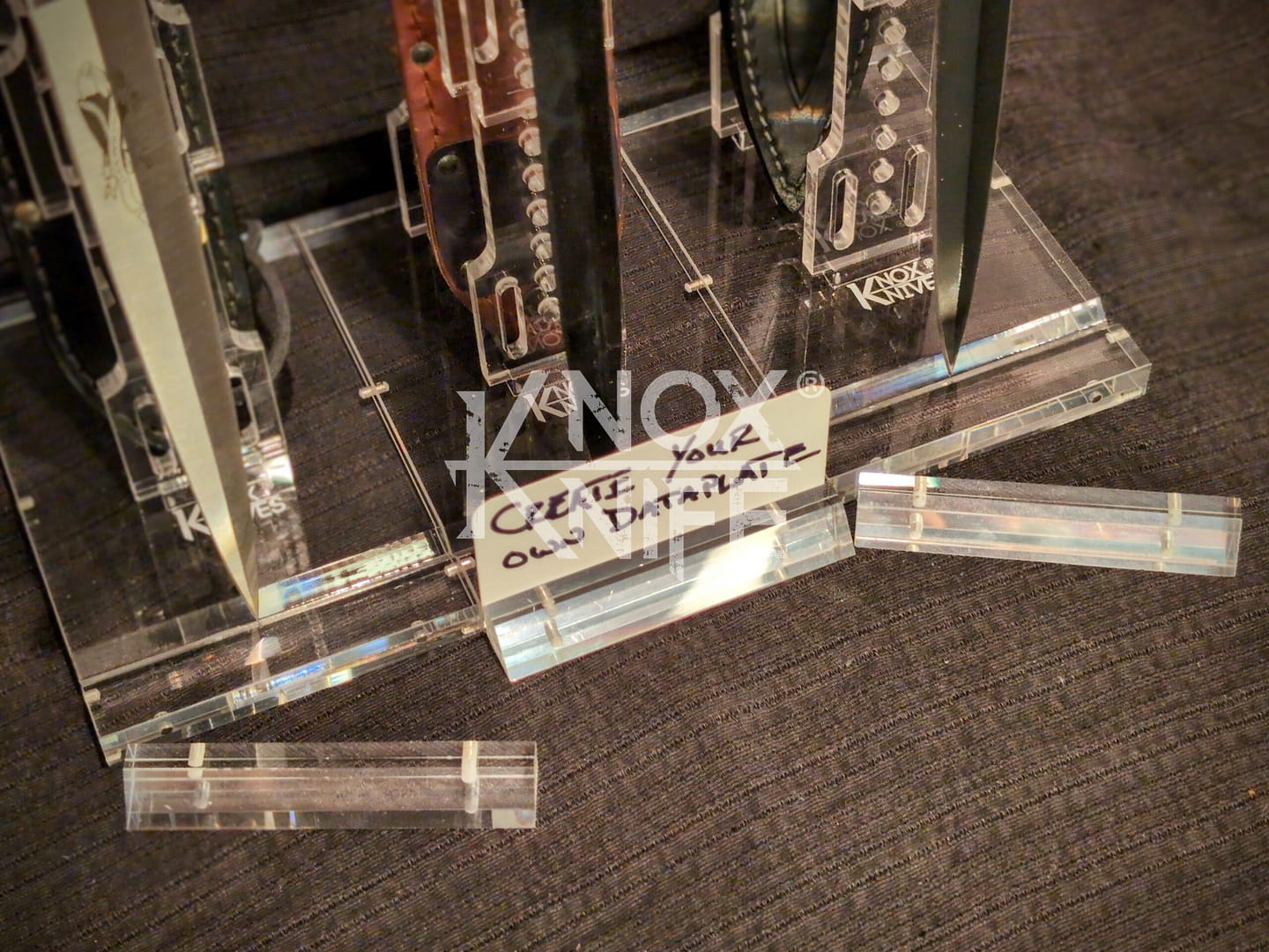 Al Mar Shadow Fairbairn Sykes Universal KNIFE & SHEATH Display Stand Knox Knives - Image 9